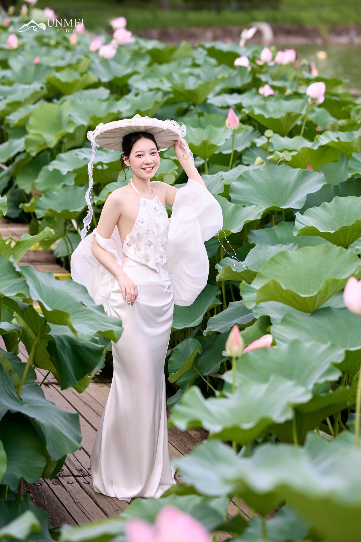 UNMEI Studio Tokyo – 白い蓮のイェム の撮影写真