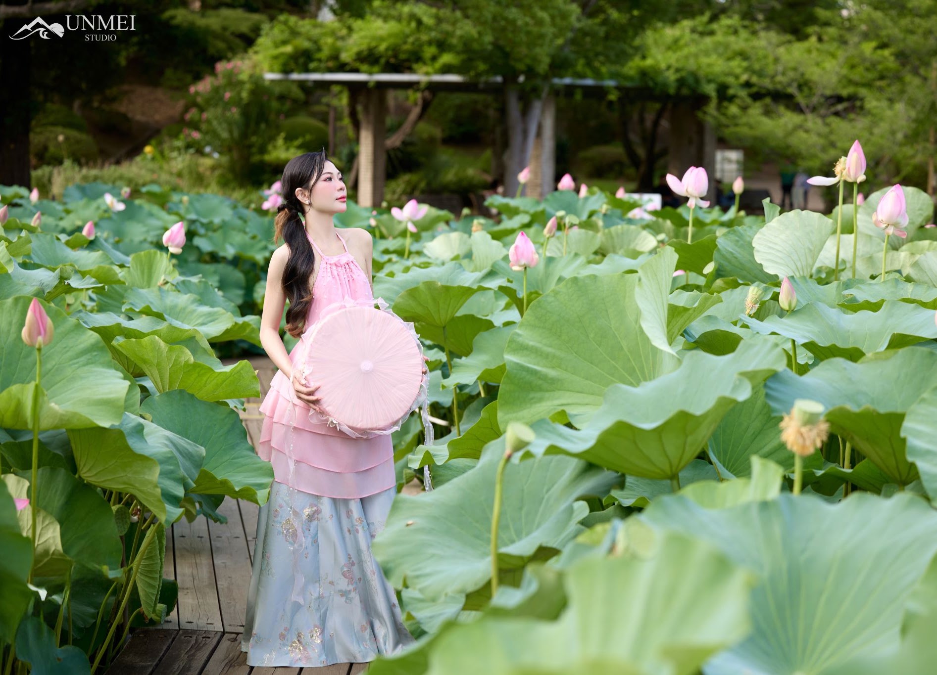 UNMEI Studio Tokyo – ピンクの蓮のイェム の撮影写真