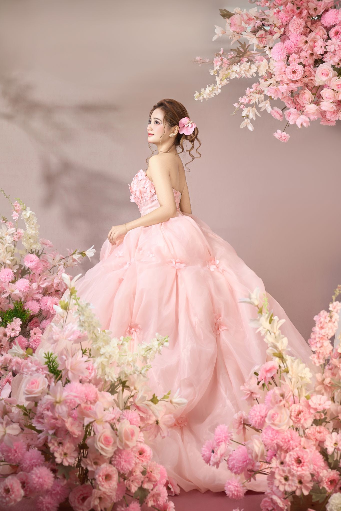 UNMEI Studio Tokyo – ラグジュアリーピンク の撮影写真