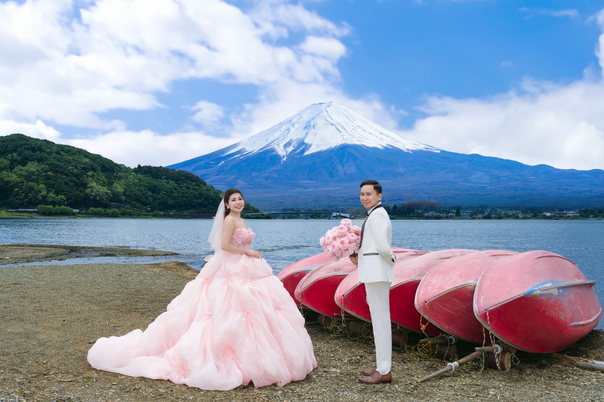 UNMEI Studio Tokyo – ခါဝါဂူချီနှင့် စကိုင်းထရီး ဓာတ်ပုံ