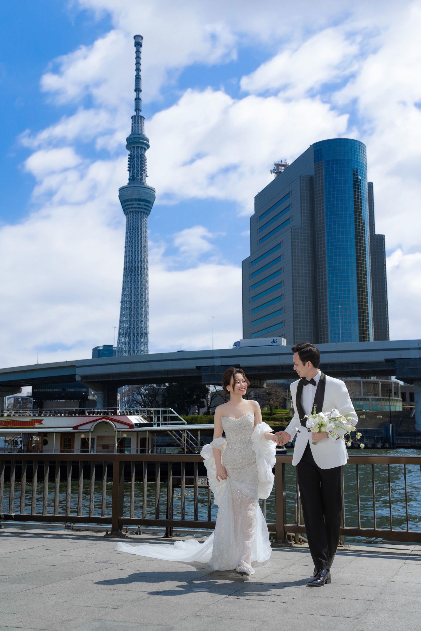 UNMEI Studio Tokyo – スカイツリーの川辺 の撮影写真