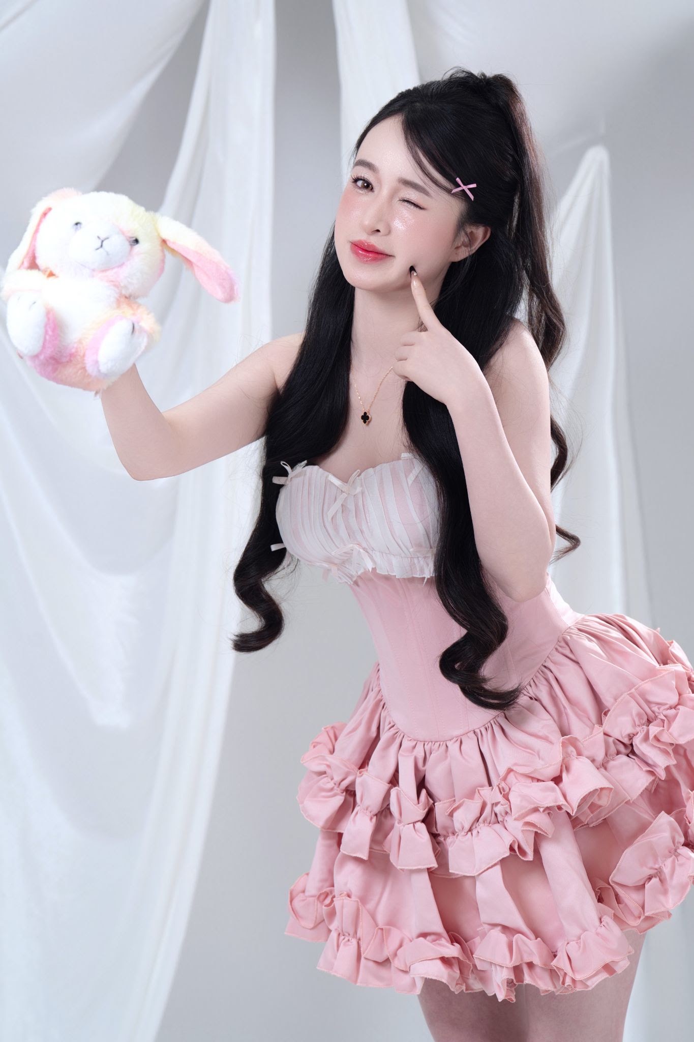 UNMEI Studio Tokyo – ピンクバニー の撮影写真