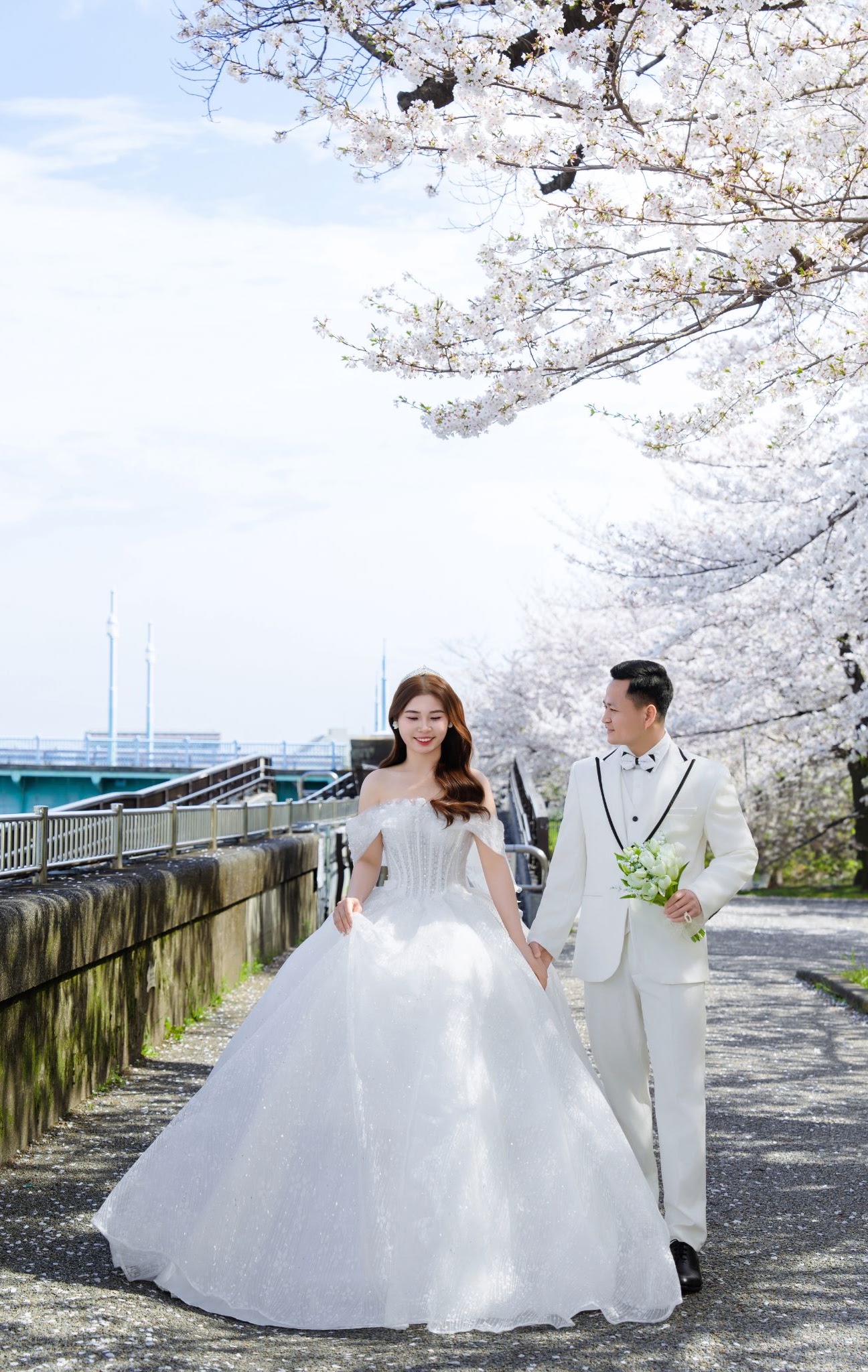 UNMEI Studio Tokyo – スカイツリーと桜 の撮影写真