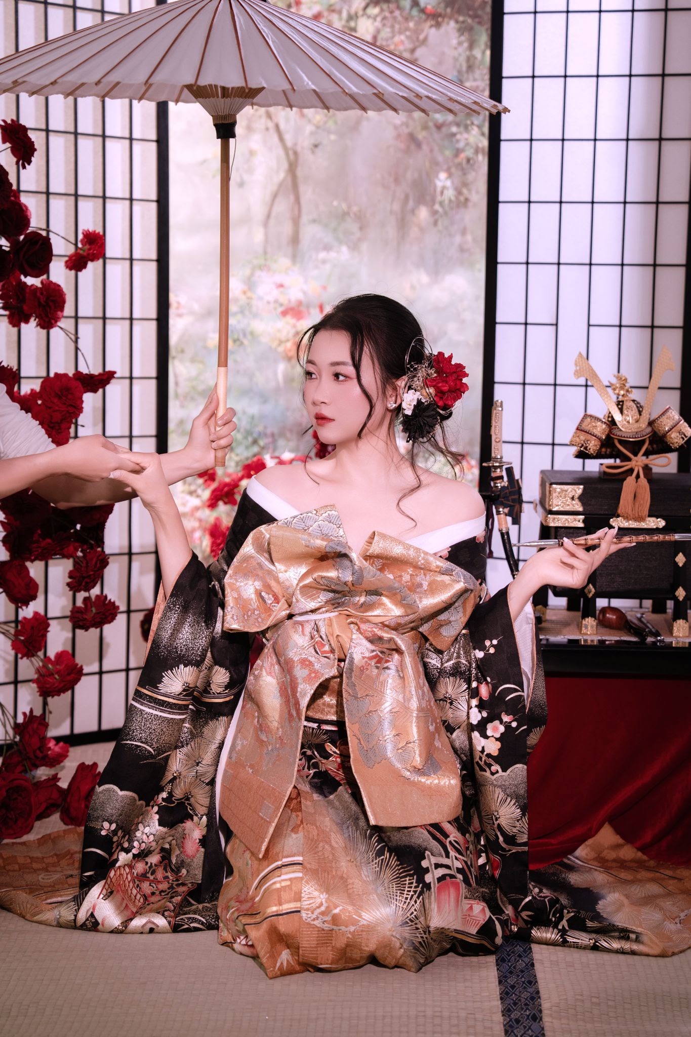 UNMEI Studio Tokyo – 花魁 紅の女剣士 の撮影写真