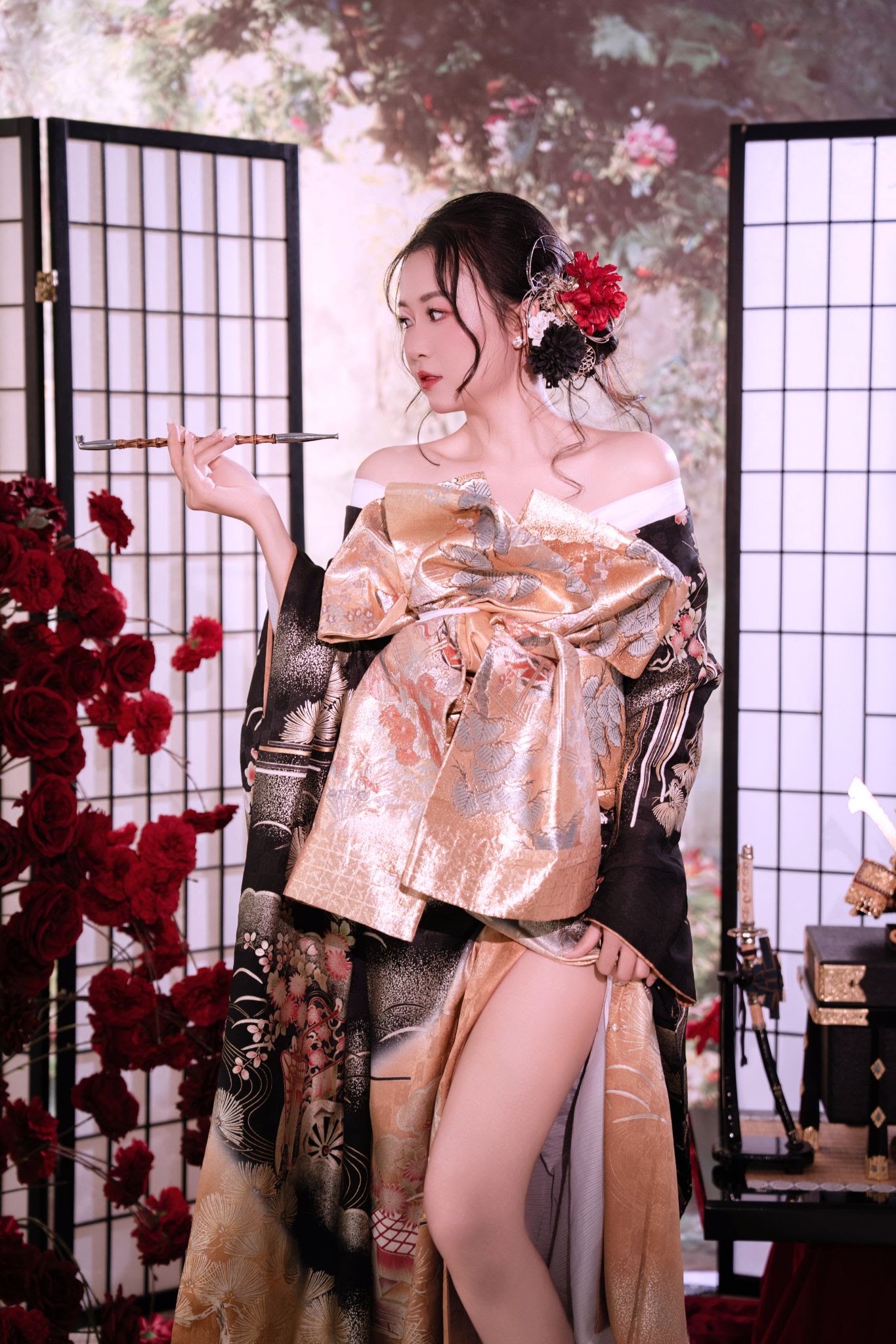 UNMEI Studio Tokyo – 花魁 紅の女剣士 の撮影写真