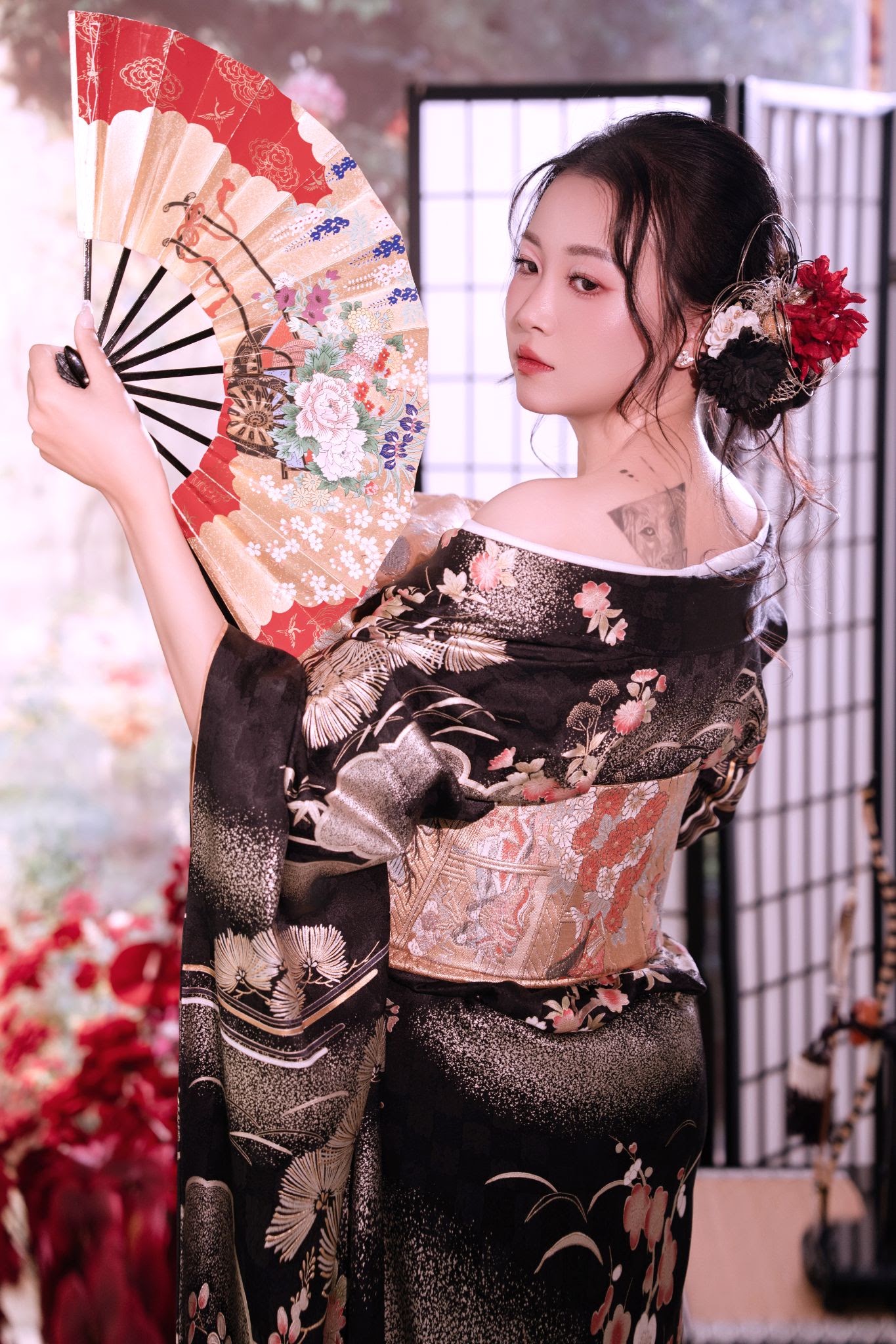 UNMEI Studio Tokyo – 花魁 紅の女剣士 の撮影写真