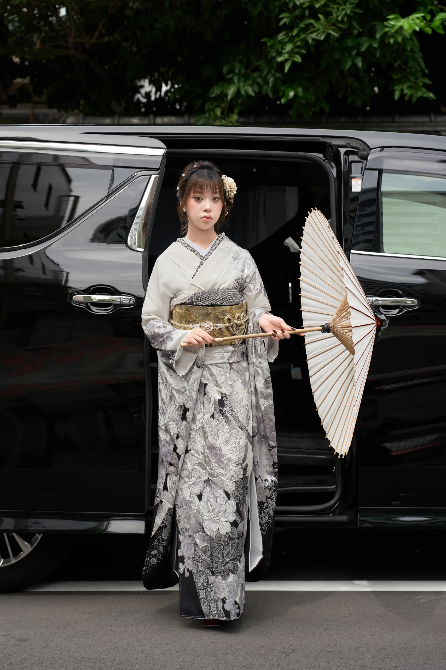 KM-06 Kimono Luxury Trắng Đen Cao Cấp