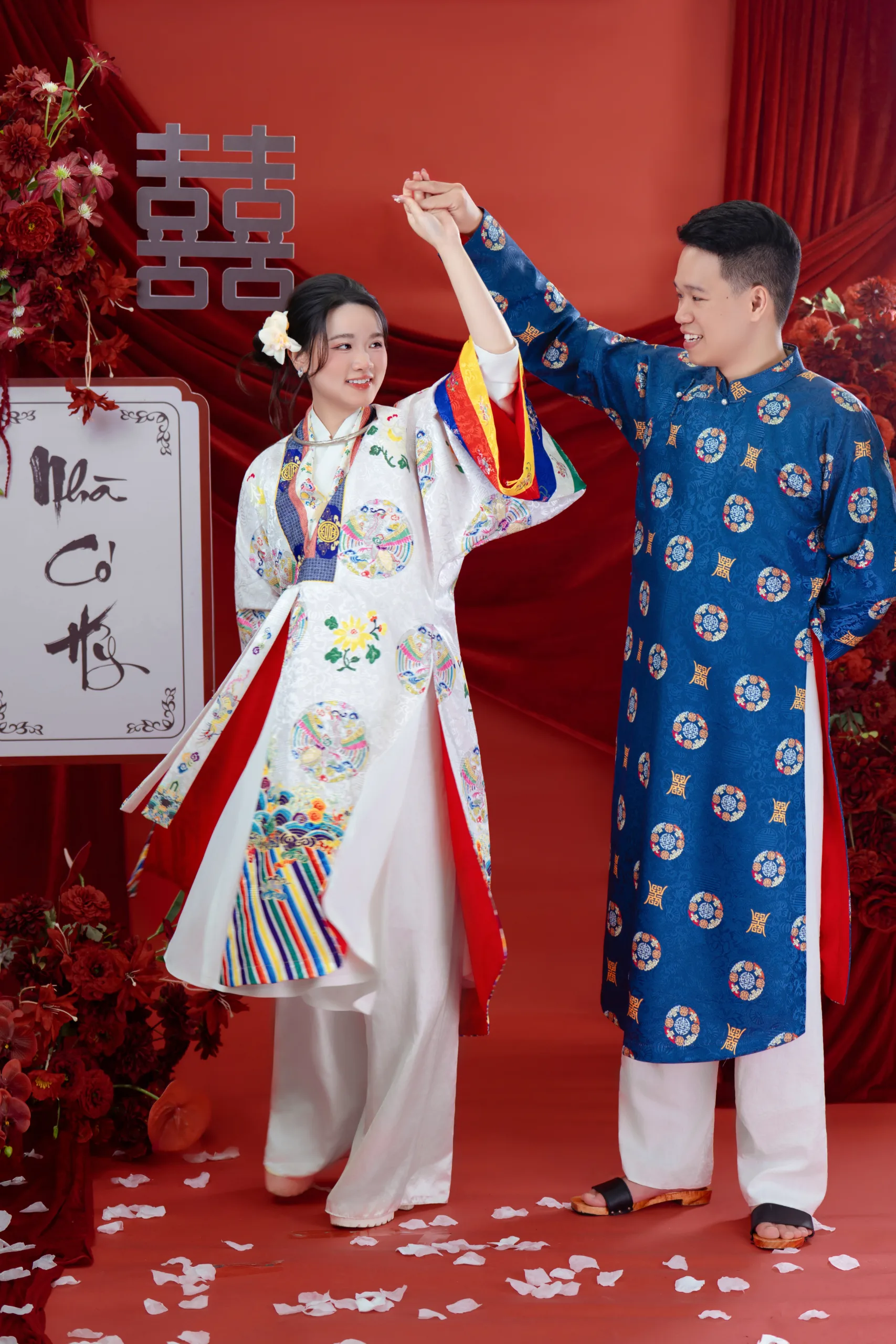 ST-27 Váy Cưới & Cổ Phục Studio
