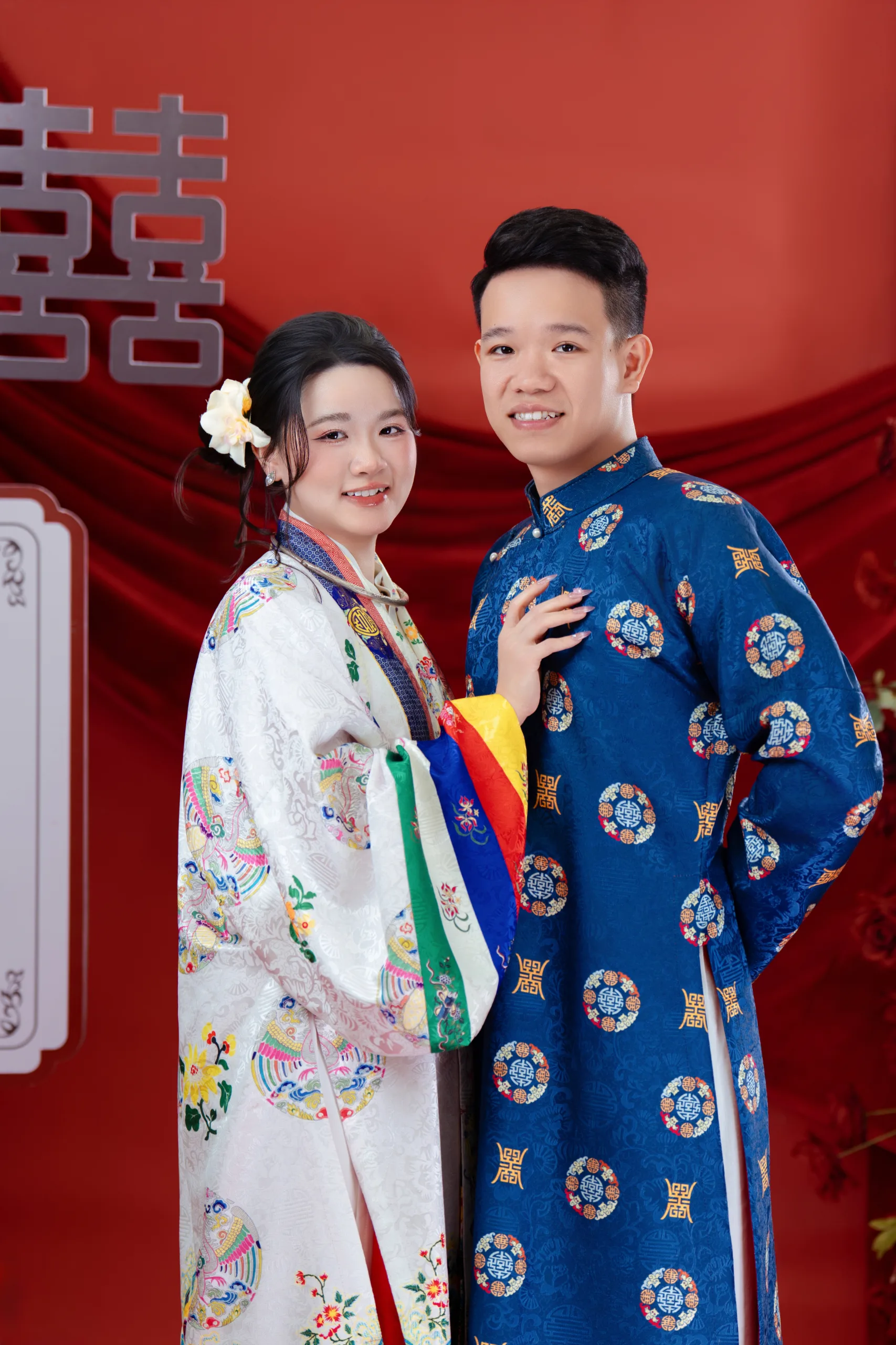 ST-27 Váy Cưới & Cổ Phục Studio