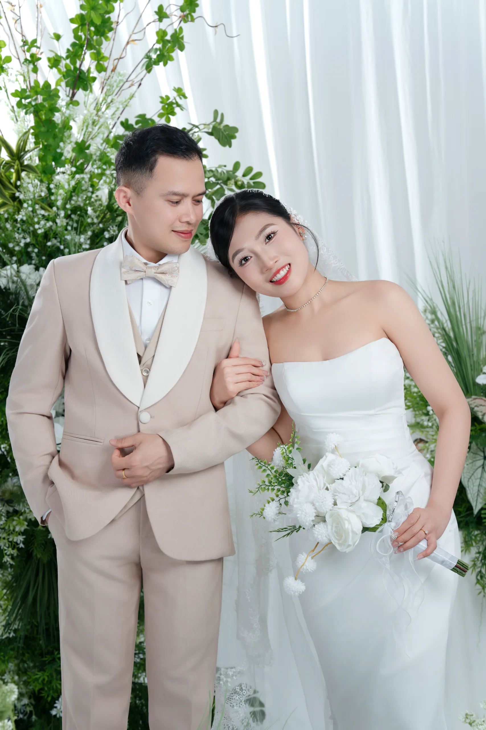 ST-19 CONCEPT LỤA & CỔNG HOA XANH TRẮNG