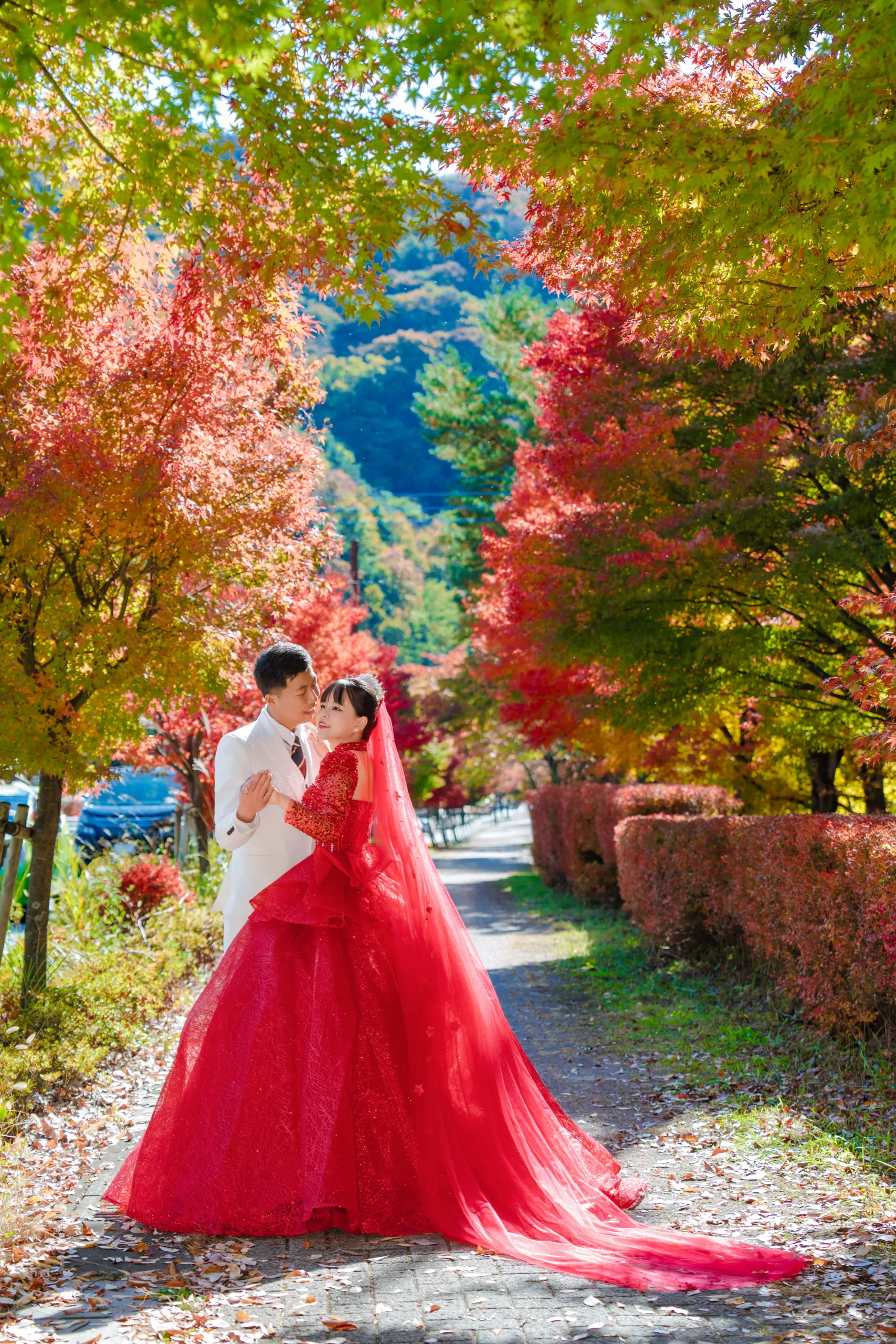 FJ-01 MÙA THU KAWAGUCHIKO-CHUREITO-BÃI CỎ XANH
