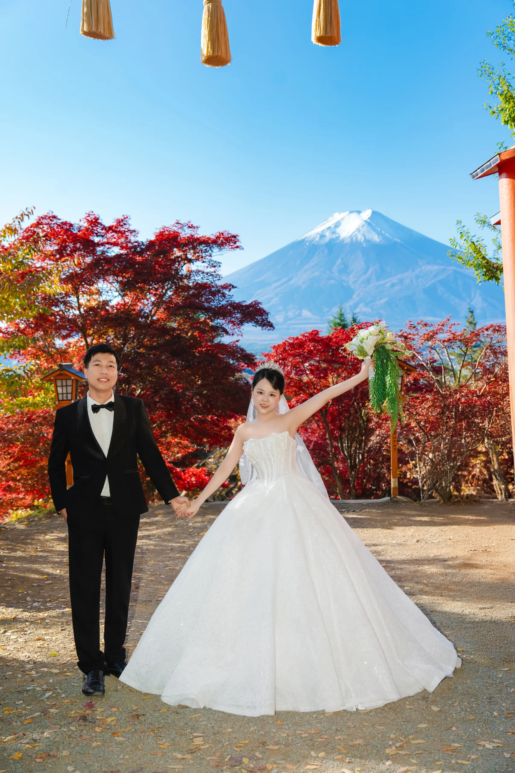 FJ-01 MÙA THU KAWAGUCHIKO-CHUREITO-BÃI CỎ XANH