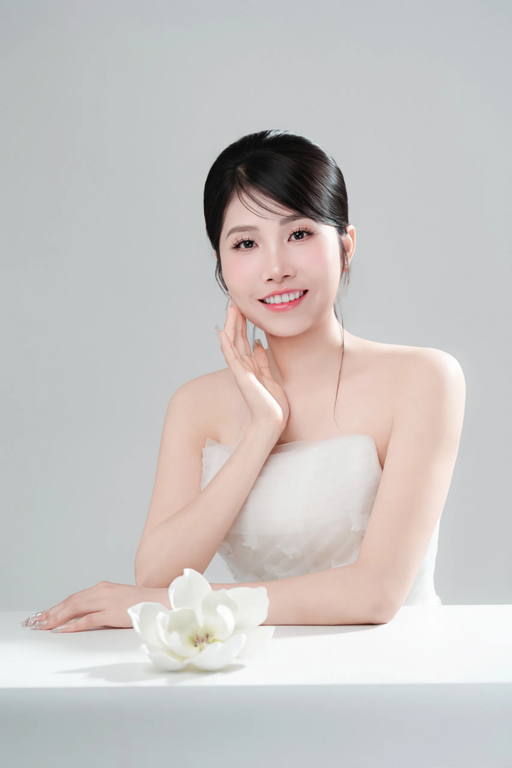 Beauty Trắng Trong Trẻo