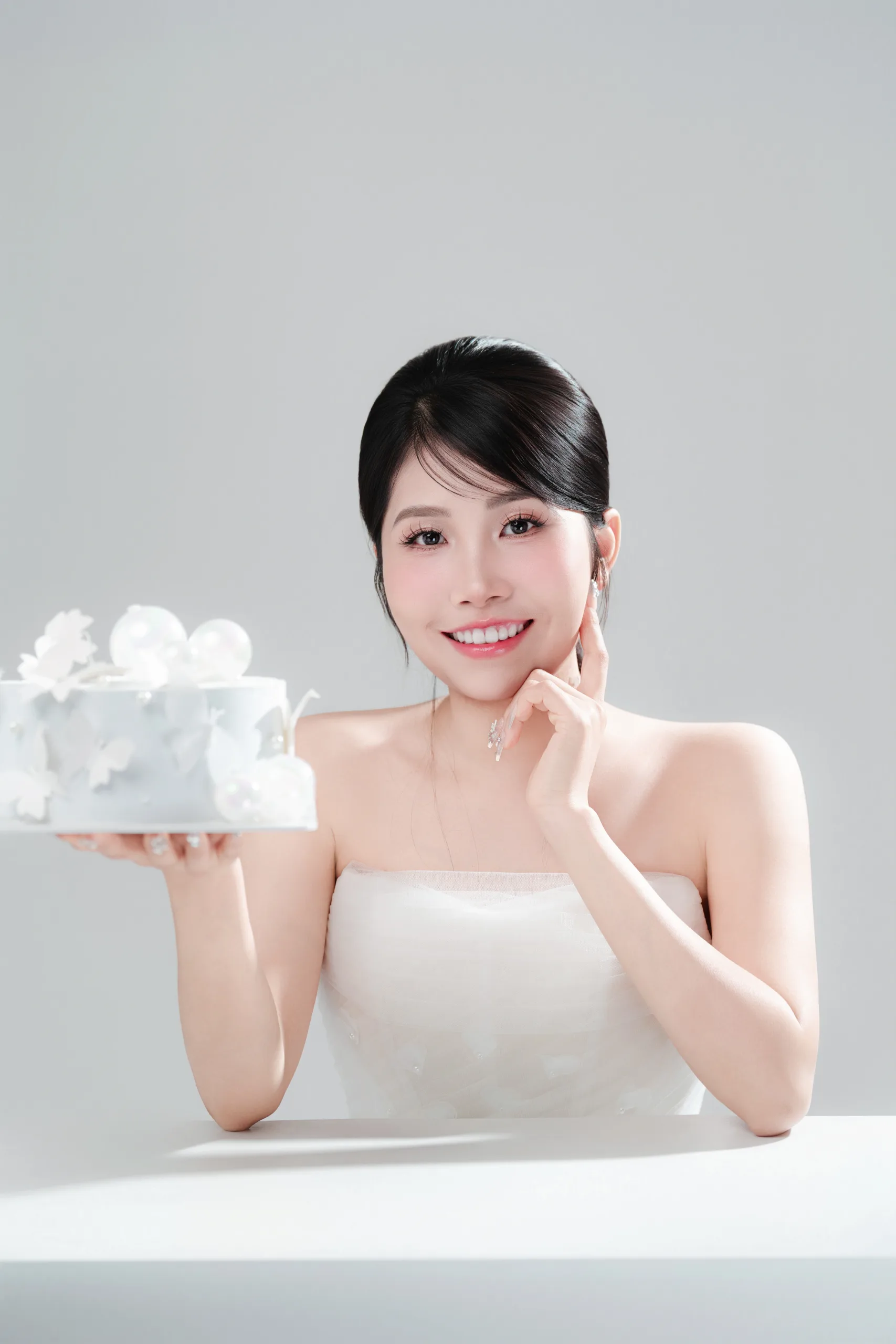 Beauty Trắng Trong Trẻo
