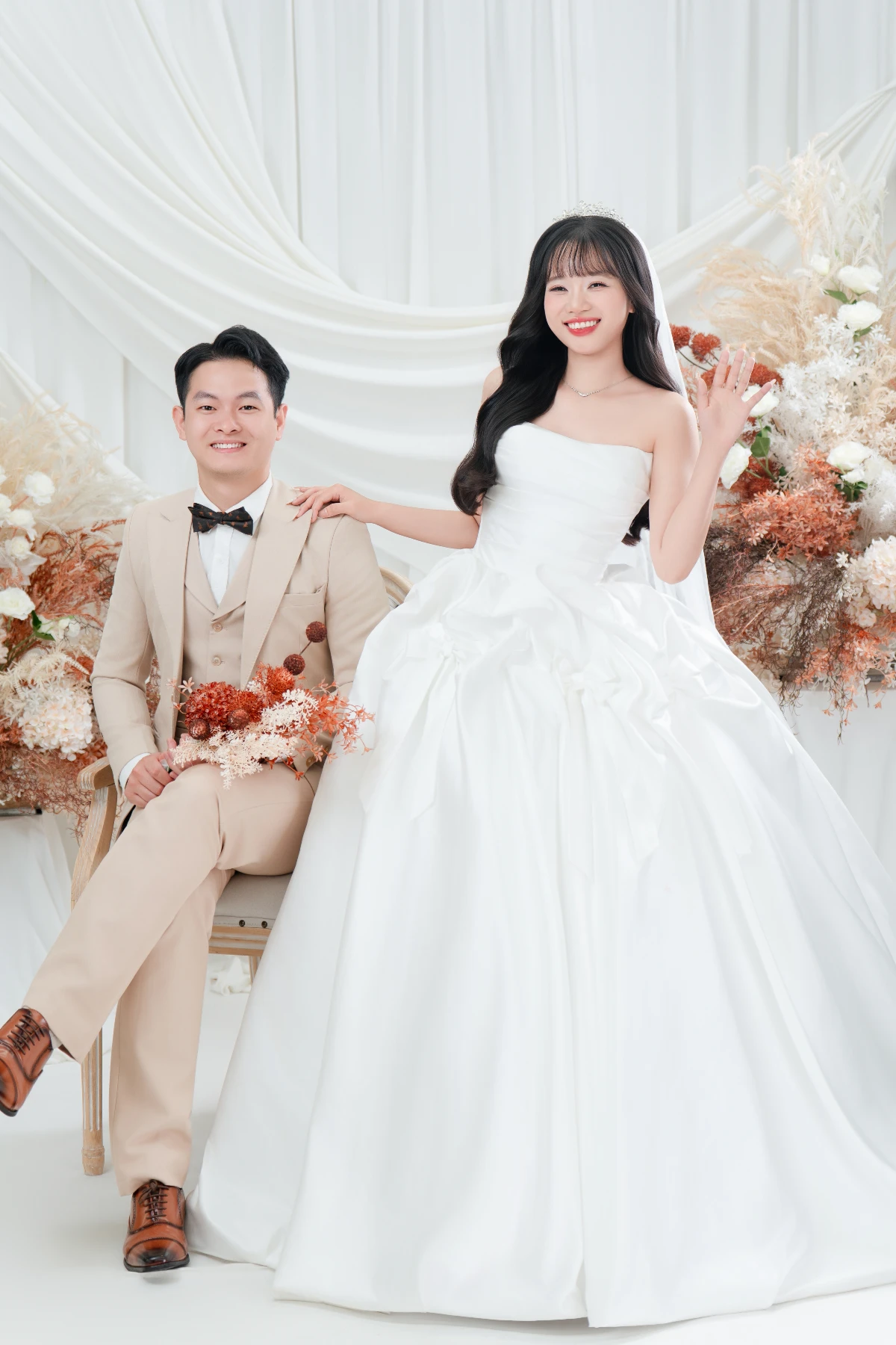 ST-02 CONCEPT LỤA TRẮNG CỔ ĐIỂN