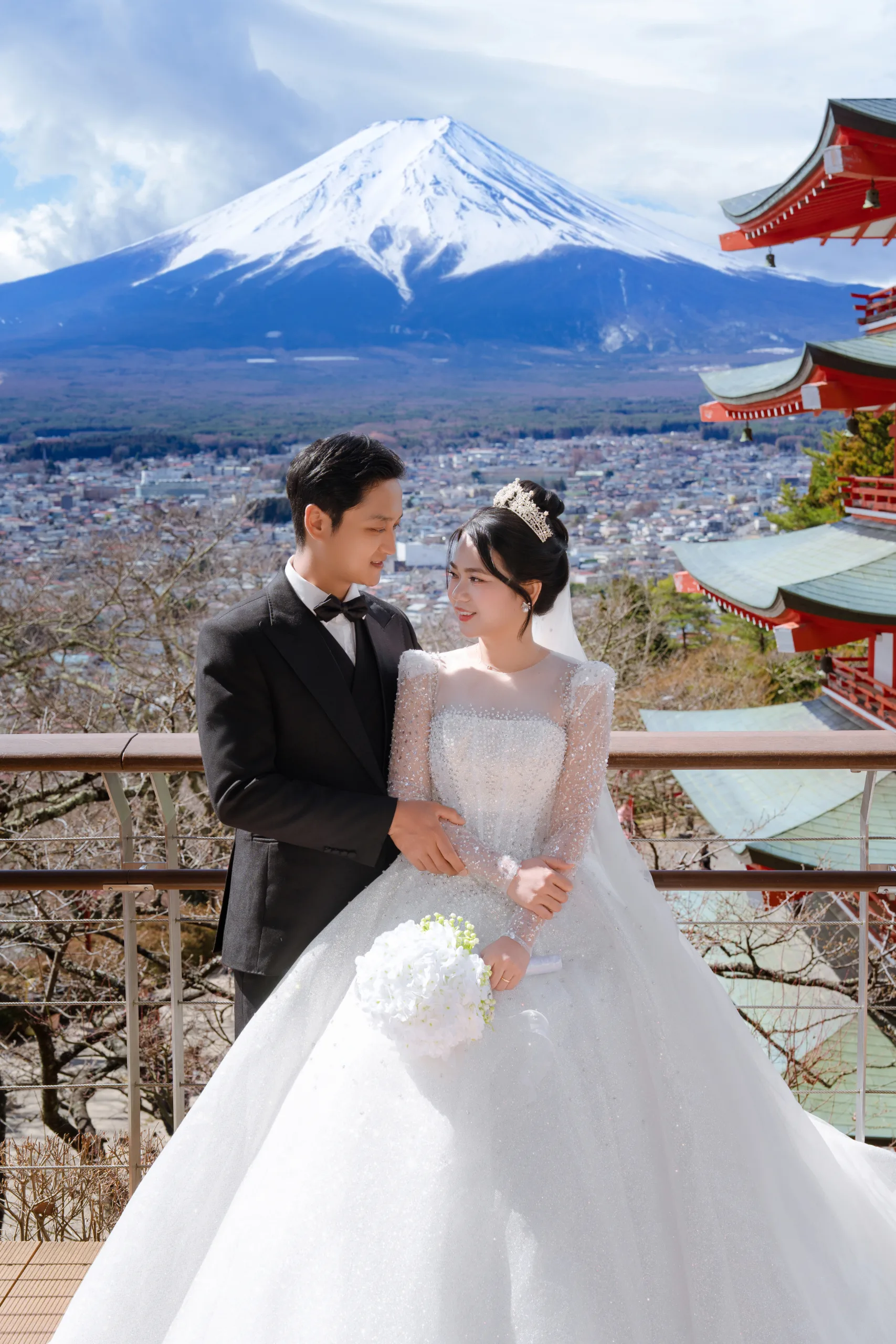 FJ-10 新倉山浅間・河口湖・桜・スカイツリー・浅草寺ウェディング紀行