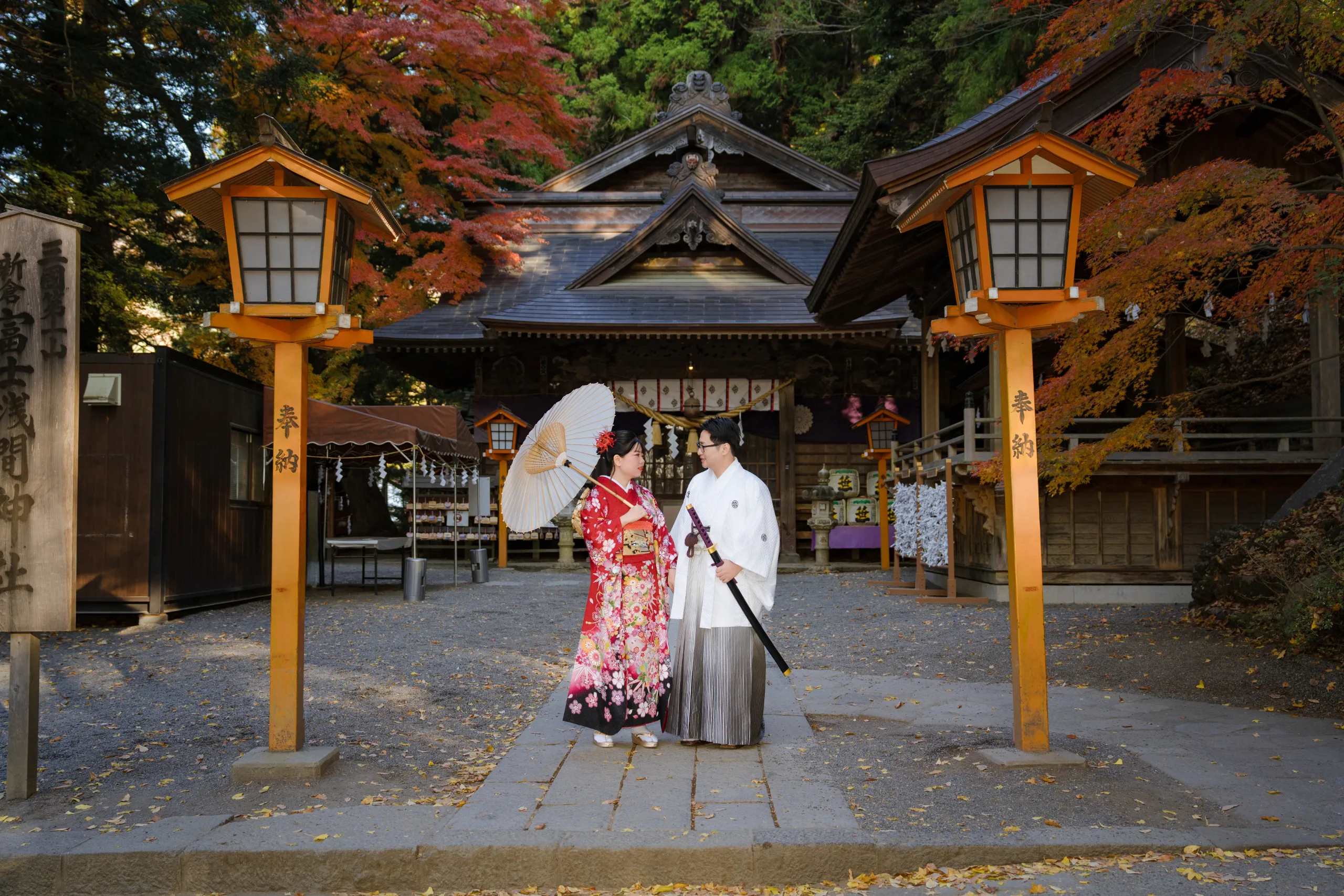 FJ-02 富士山・新倉山浅間公園の紅葉ウェディングフォト