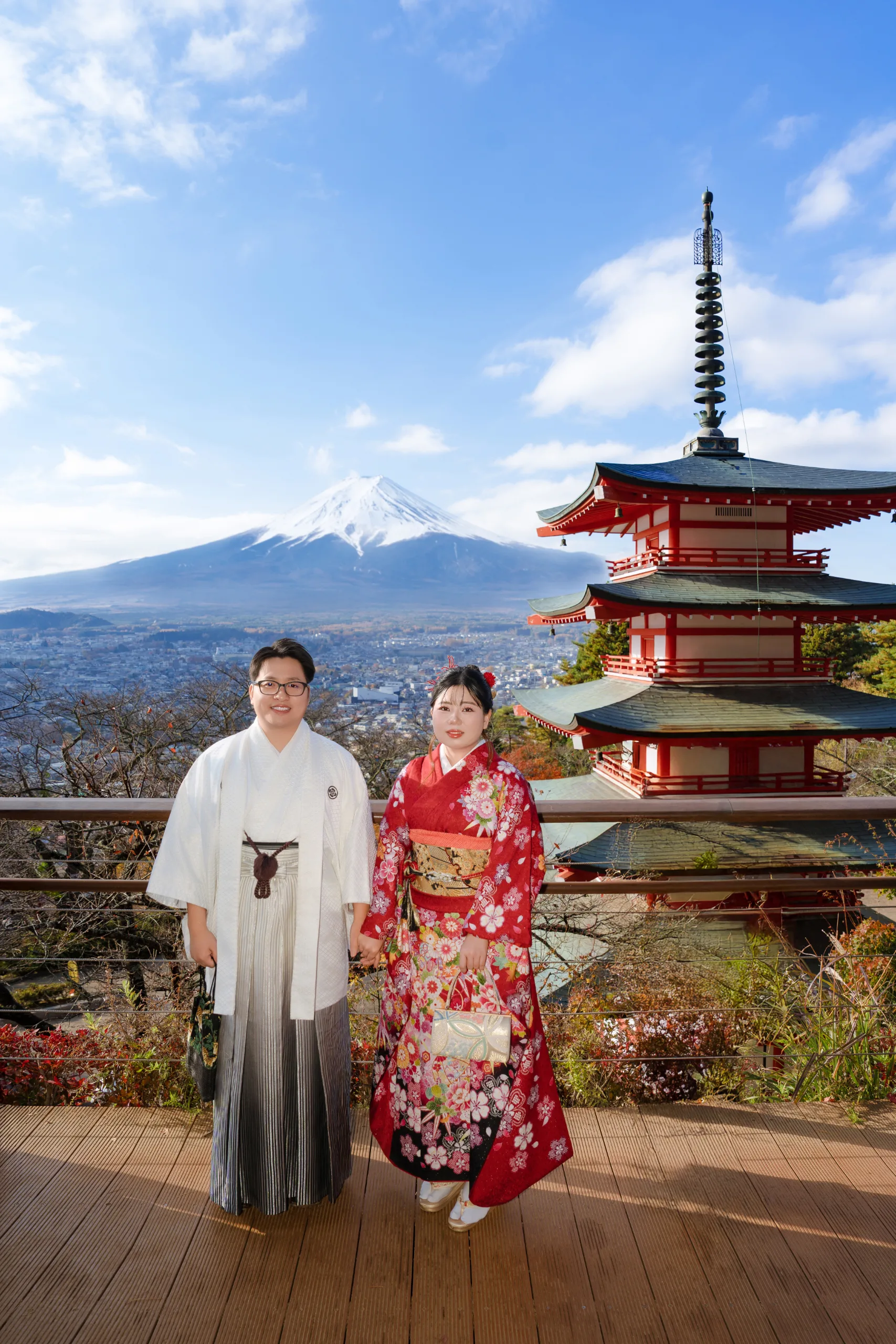 FJ-02 富士山・新倉山浅間公園の紅葉ウェディングフォト